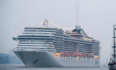 cruise ship