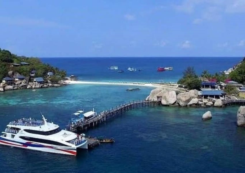 Ferry to and from Koh Samui