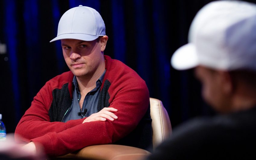Poker Tells That Can Indicate Whether Strong Or Weak Hands