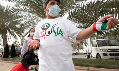 Kuwait and Qatar face masks, coronavirus cases