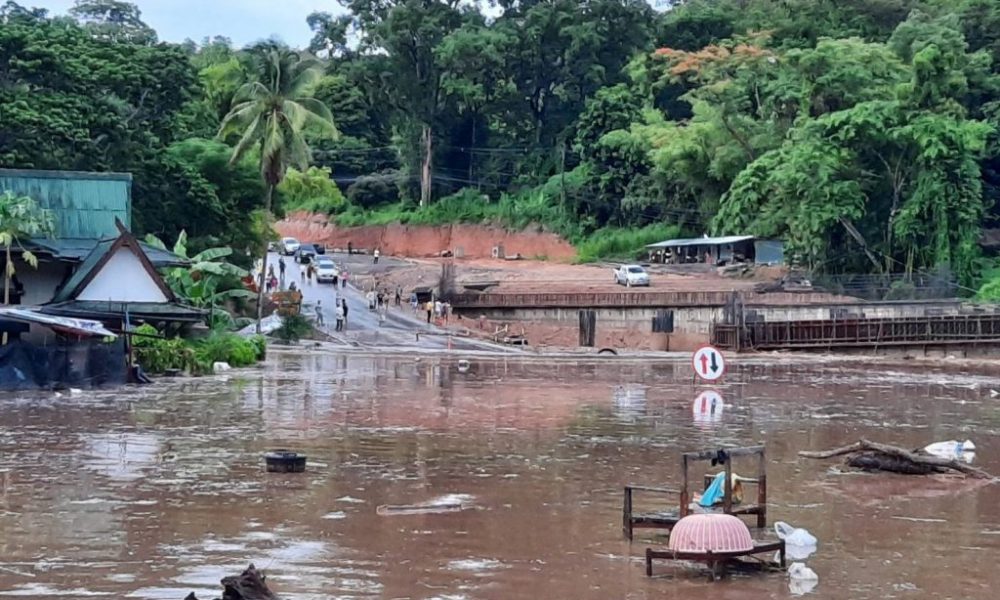 hiang Mai-Chiang Rai Road Flooding