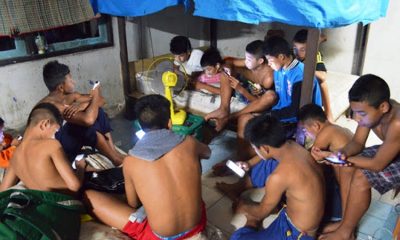 wifi, students, Smartphones, Addiction, Thailand