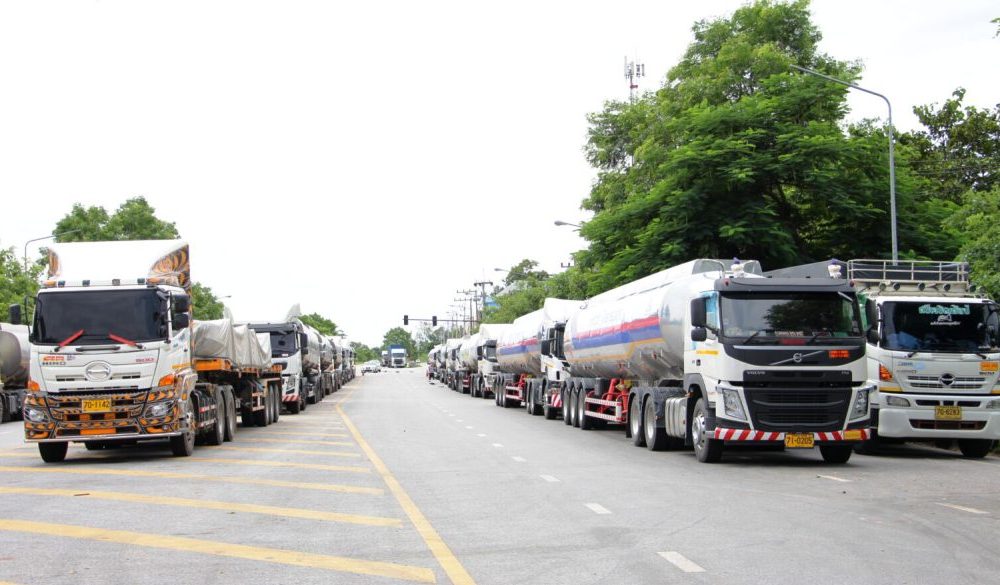 Chiang Rai, Myanmar, Border, transport trucks