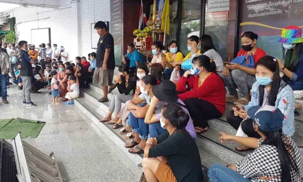 300 Migrant Workers Duped Out of Bt7Million by Fraudulent Visa Service