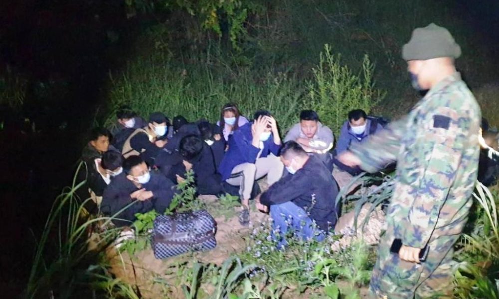 16 Chinese Nationals Arrested for Crossing Mekong into Thailand Illegally
