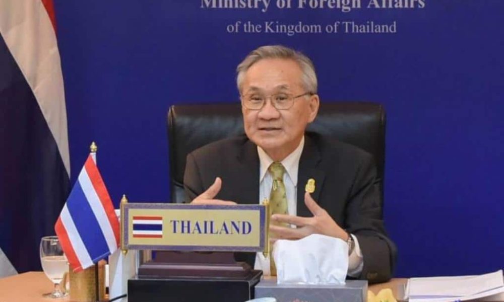 Resolution, Thailand'sForeign Minister Shrugs Off US Senators Support for Protesters