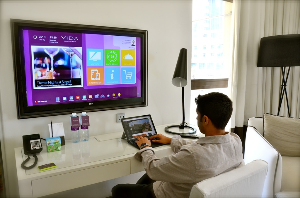 What is the best IPTV, and How Does Internet Protocol Television Work?