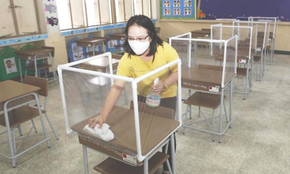 schools, bangkok, covid-19, businesses closed