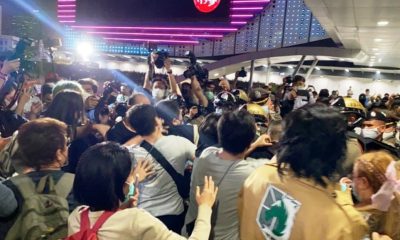 Anti-Government Protesters and Police Clash at Bangkok Police Station