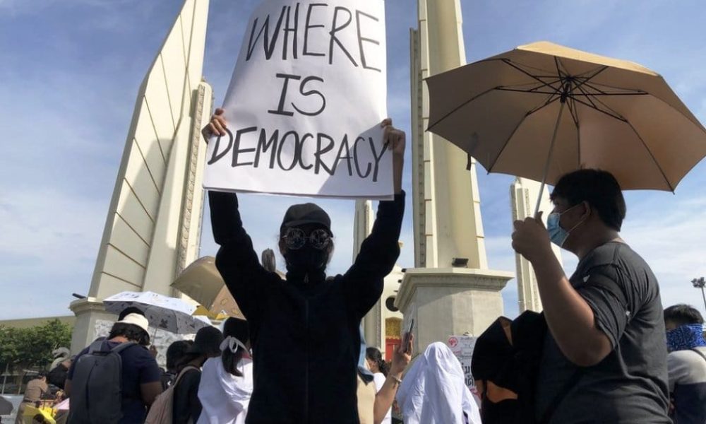 Pro-Democracy Demonstrators Defy Thai Prime Ministers Ban Gatherings