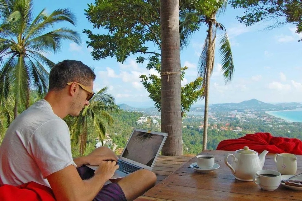 Things to Know About Finding a Job Online in Thailand