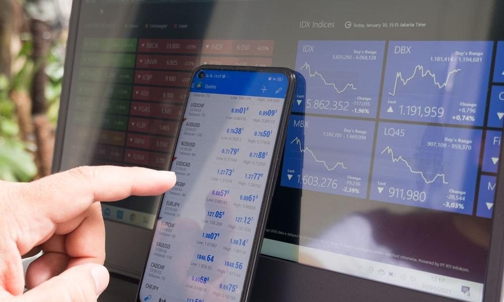 Take the First Steps in Your Trading Career with this Simple Strategy