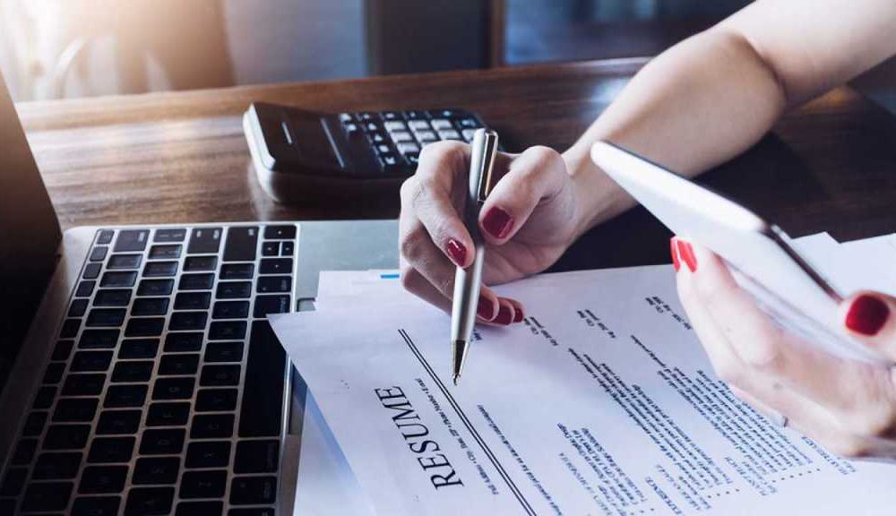 6 Things to Consider When Dealing With Resume Writing Services