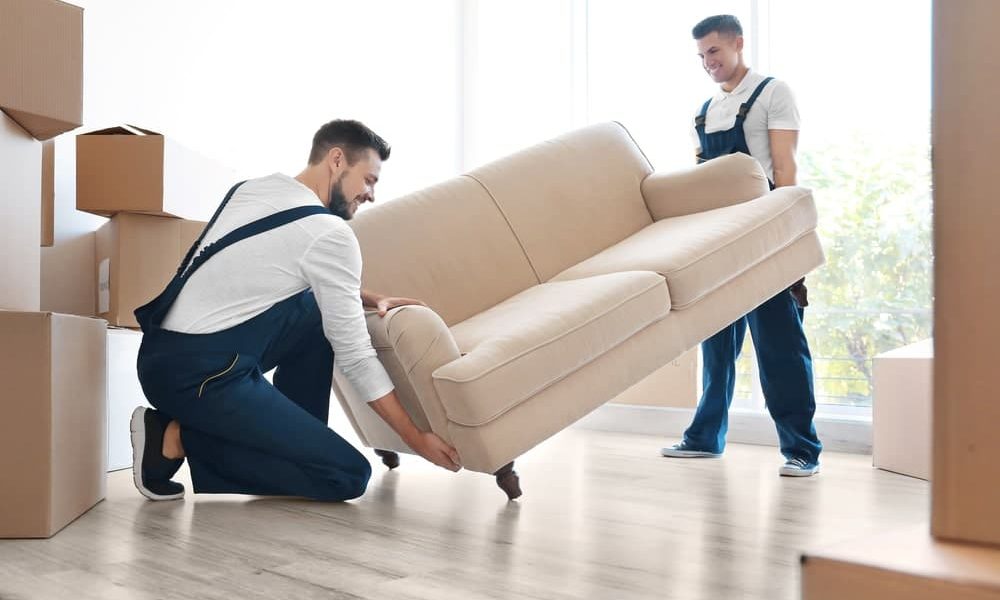 Learning the Advantages of Hiring Professional Movers