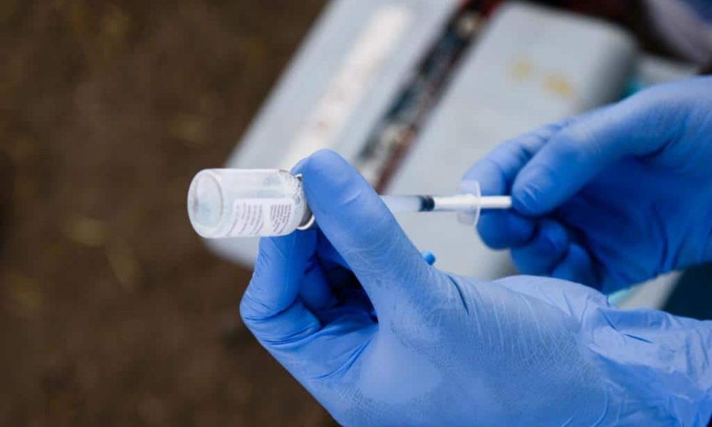 Thai Health Worker Suffers Heart Failure After Receiving Covid-19 Vaccine
