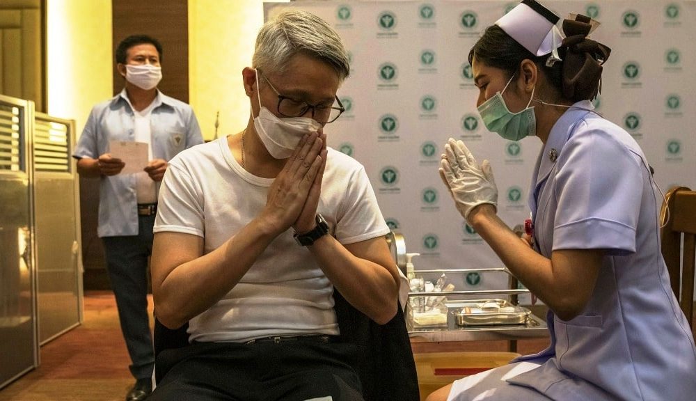 Foreigners in Thailand to Get Equal Access to Covid-19 Vaccinations