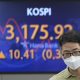 Asian Stocks Rise as Economy Shows More Signs of Improvement