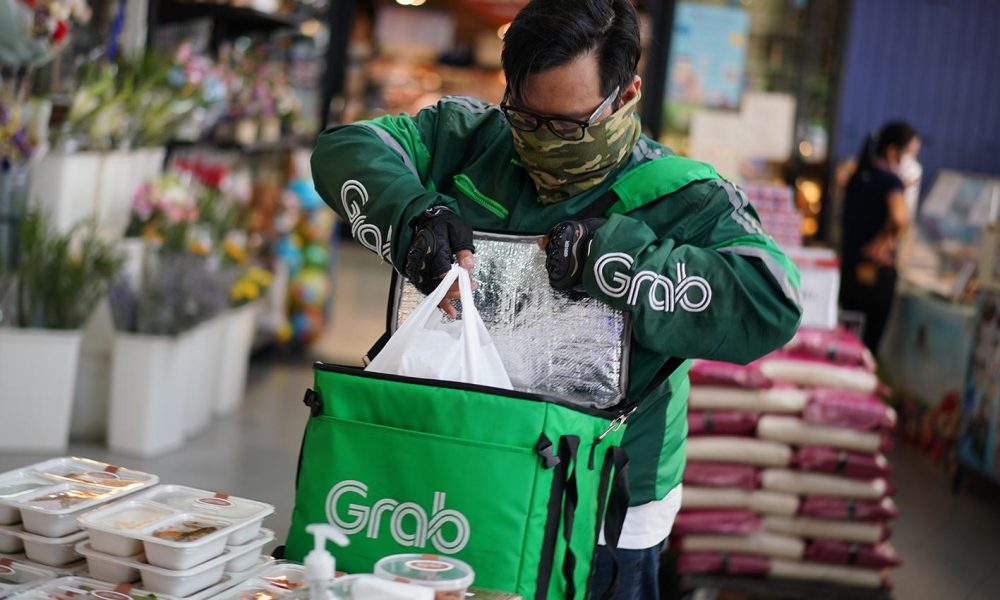 eateries, Restaurants Struggling After Indoor Dining Banned in Bangkok