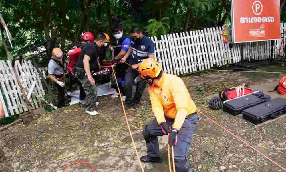 bicycle, Cyclist Plunges 30 Meters to his Death in Northern Thailand