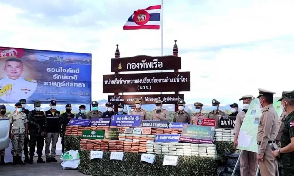 Royal Thai Navy Patrol Seizes 854 Kilograms of Marijuana