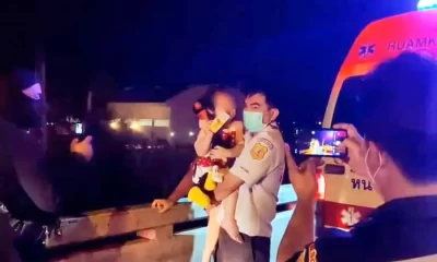 Mother Jump From Bridge Leaving Toddler in Car