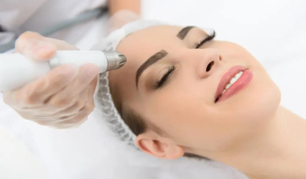 Non-invasive cosmetic