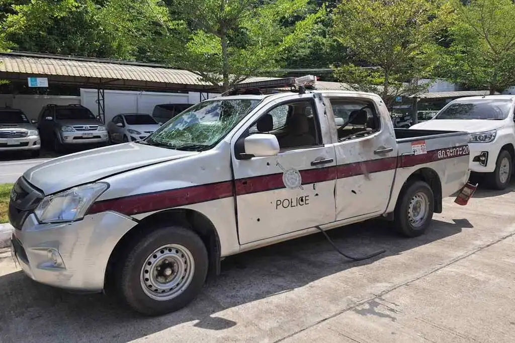 Police Injured in Roadside Bomb Attack in Southern Thailand