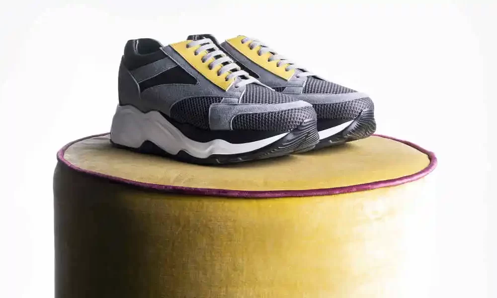 elevator shoes