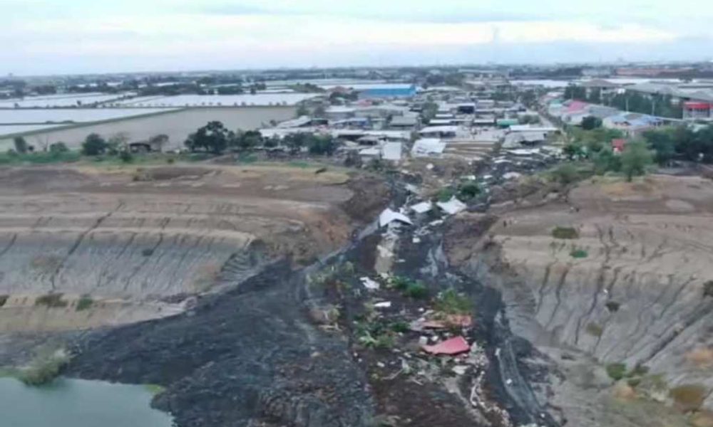 Families Homeless after 25 Houses Collapse into Canal