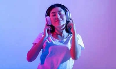 Headphones