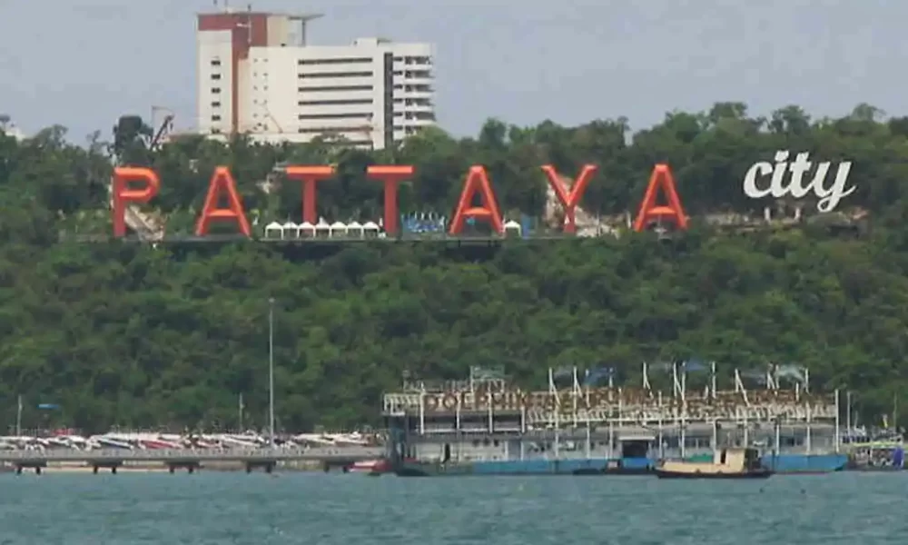 Mayor Says No Lockdowns Despite Omicron Surge in Pattaya