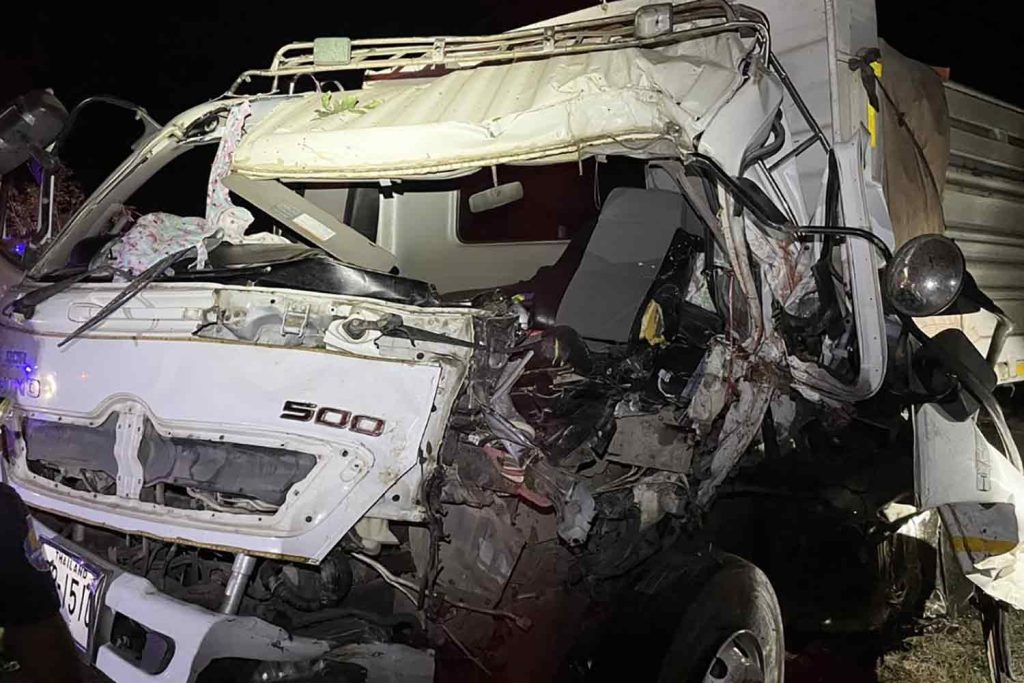 Train Crashes into 18-Wheeler Truck Trailer Killing 2 