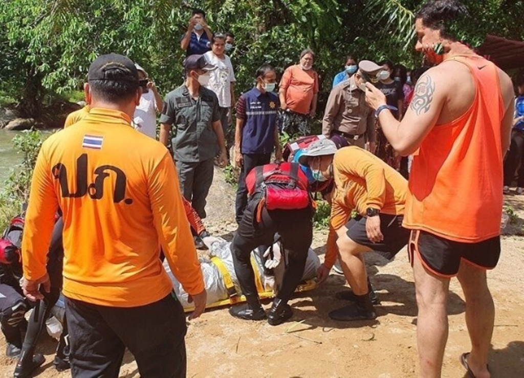 Tourists Found Dead After White Water Rafting Boat Capsizes