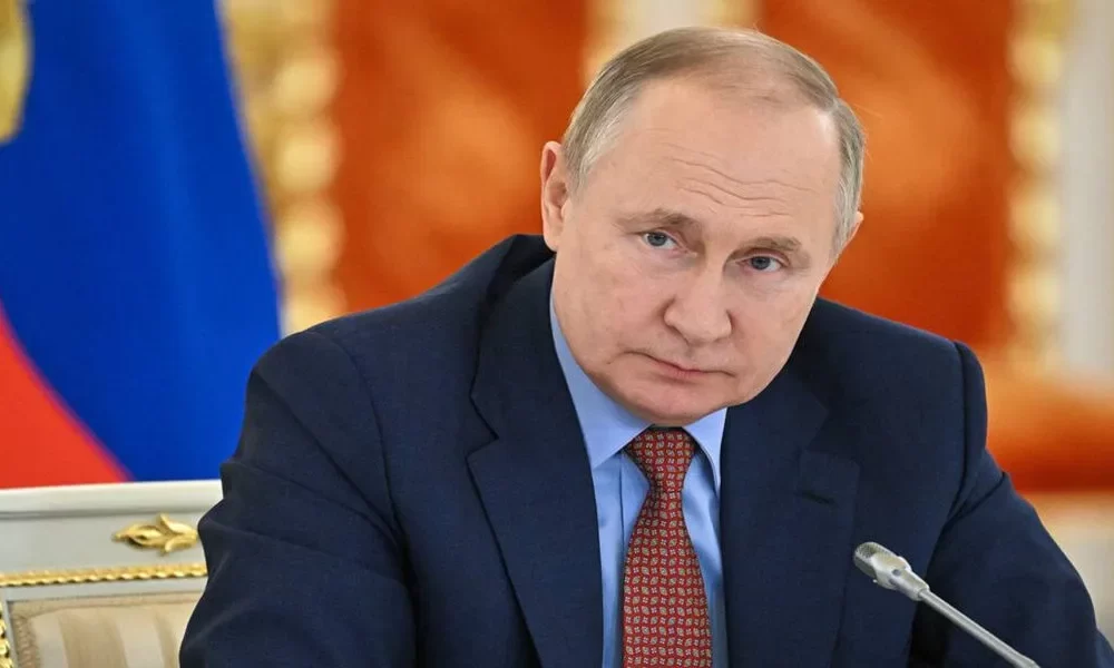 Putin Claims That Western Sanctions Will Actually Benefit Russia and Belarus