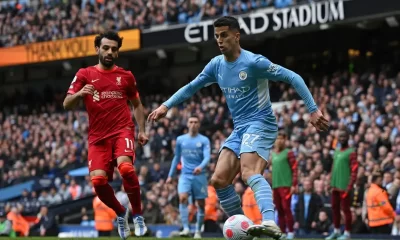 Liverpool and Manchester City Battle to a 2-2 Draw