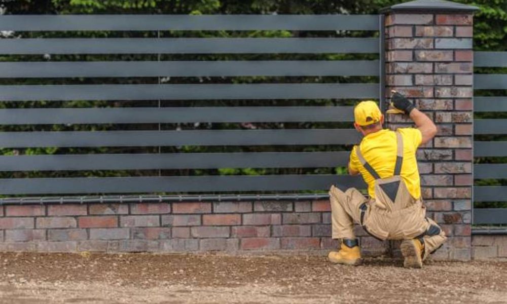 Top 5 Reasons for Hiring Fencing Contractors