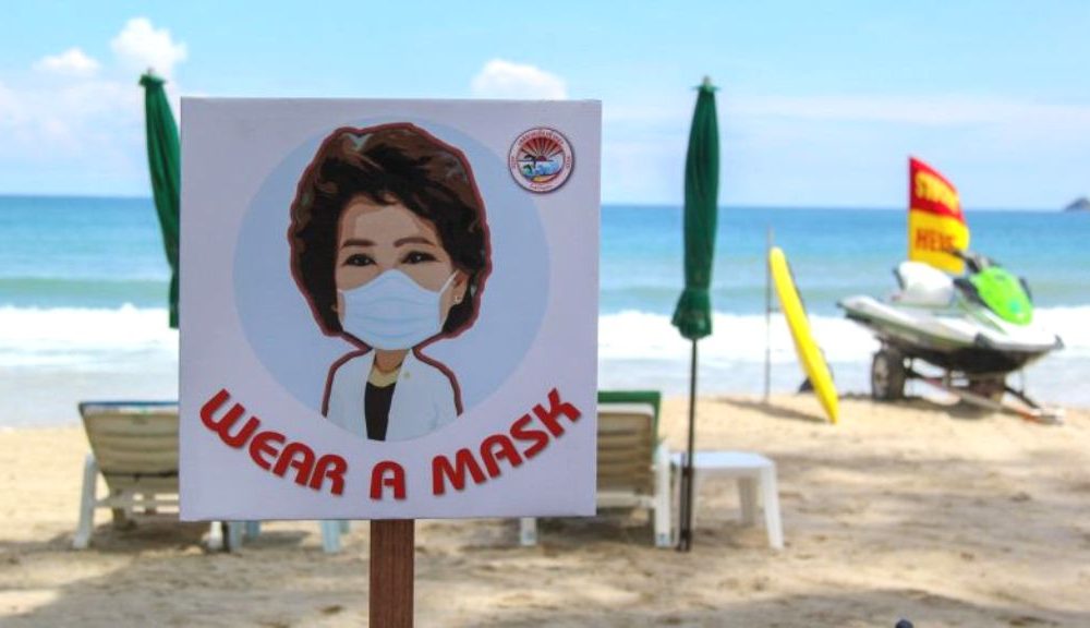 Tourists in Thailand Must Wear Face Masks