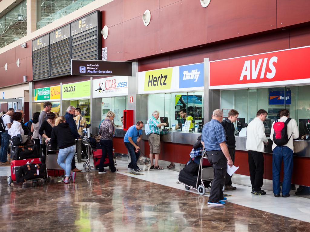 3 Top Tips to Reduce Your Car Rental Cost, rental car