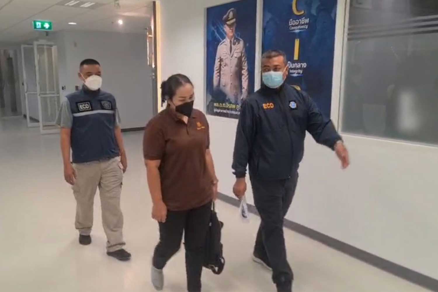 Woman Arrested for Hiring Hitman