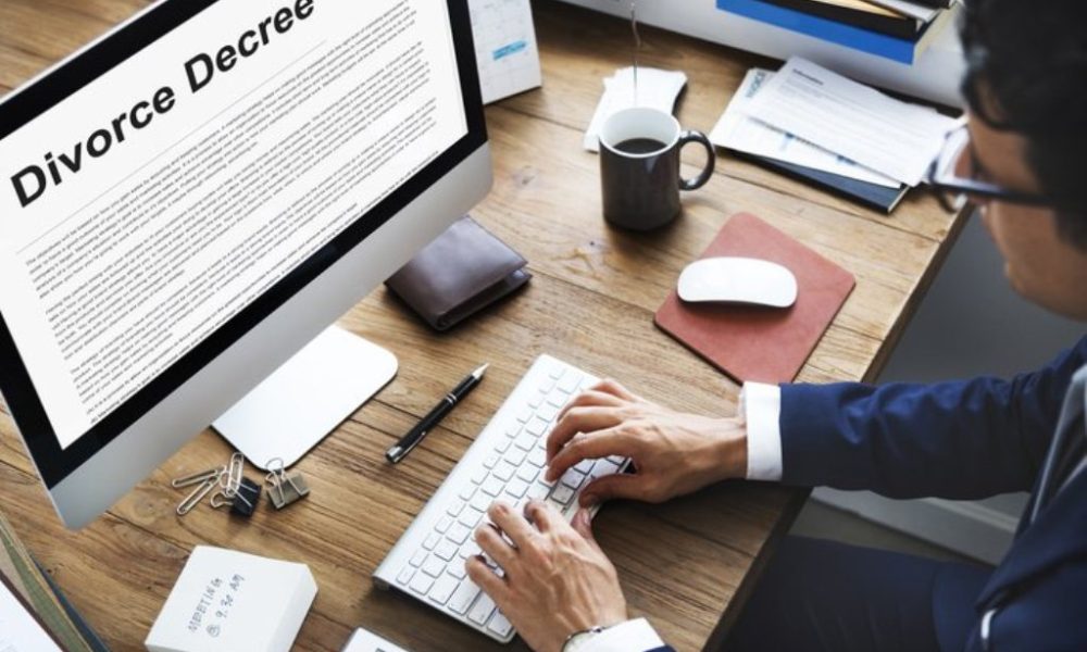 Covid-19 Pandemic Pushes People to Seek Divorce Online
