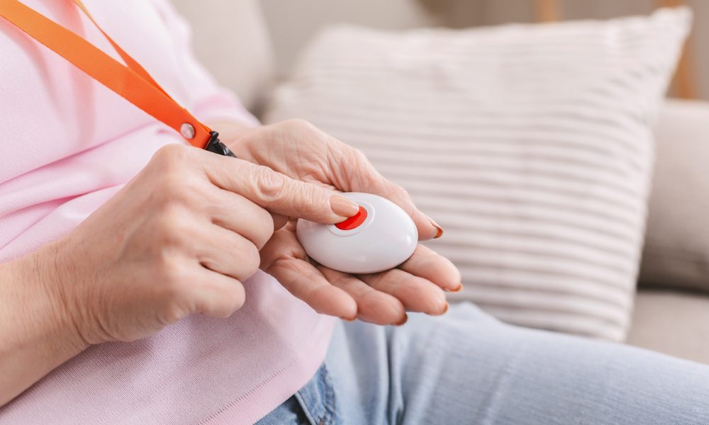 medical alert systems for seniors no monthly fee