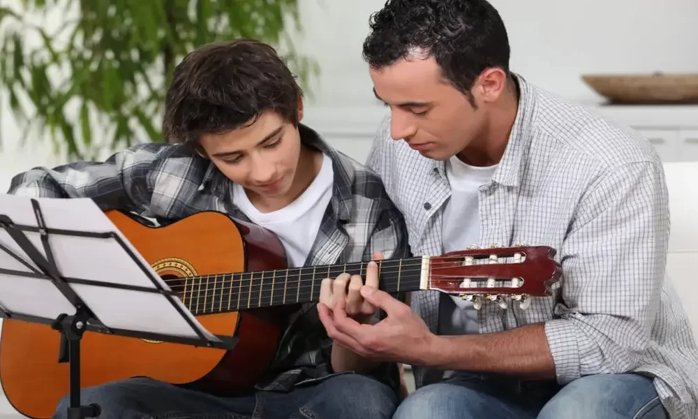 3 Benefits Of Learning The Guitar Via A Guitar Teacher
