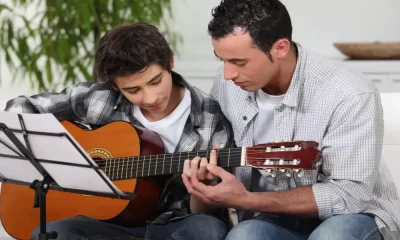 3 Benefits Of Learning The Guitar Via A Guitar Teacher