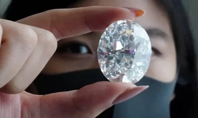 How Does Rare Carat Ship Its Diamonds?