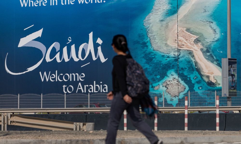 Travelers to Riyadh, Saudi Arabia