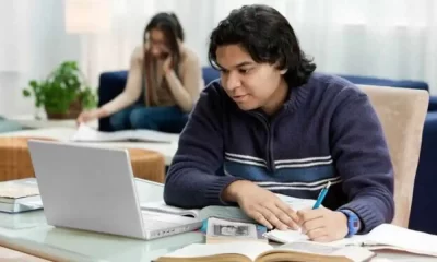 Online Degrees vs University Degrees - How Do We Compare Both?