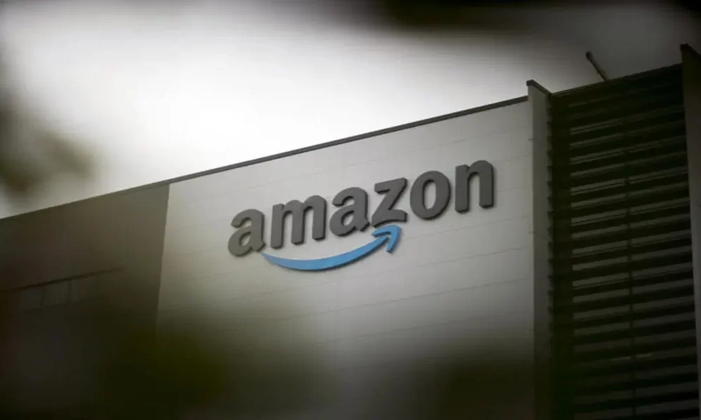 Amazon Orders Will Be Flown By a Major Passenger Airline