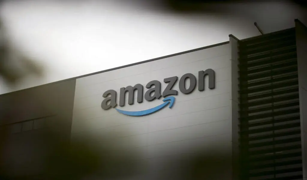 Amazon Orders Will Be Flown By a Major Passenger Airline