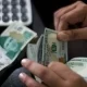 Pakistani Rupee Extends Losses Against US Dollar
