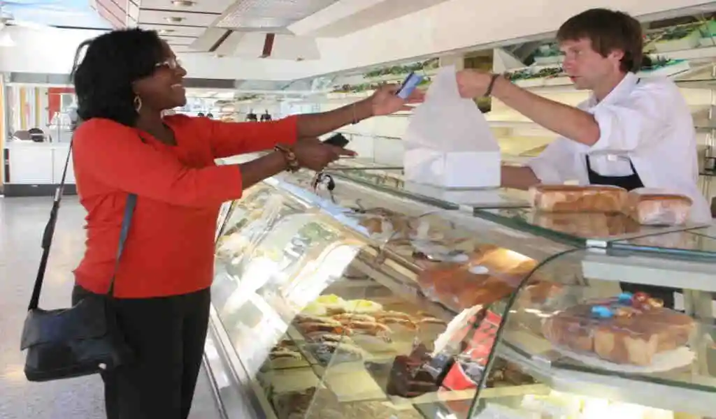 After 93 Years, Oakland's Legendary Danish Bakery Closes